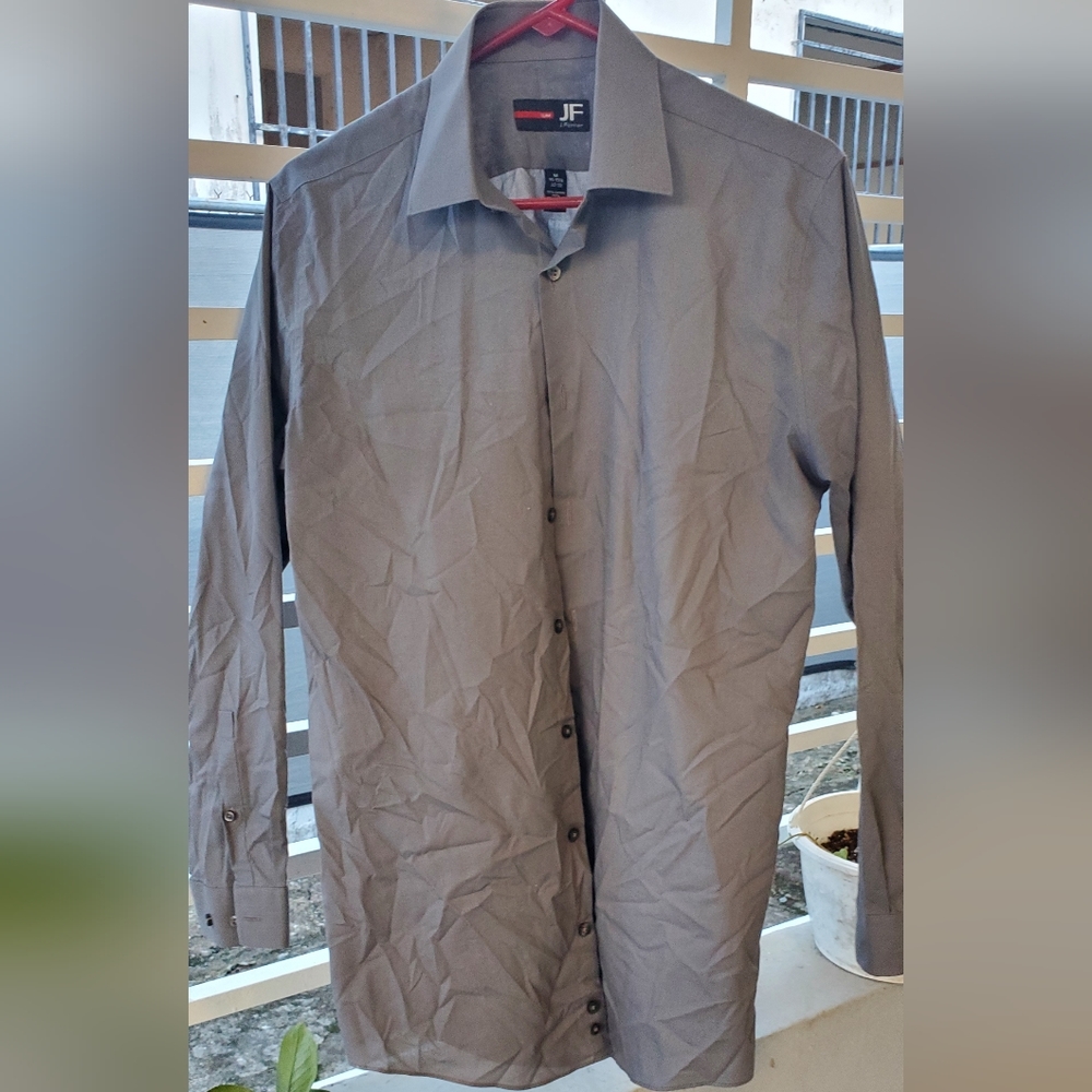 JF. J Ferrar Slim Fit Button down